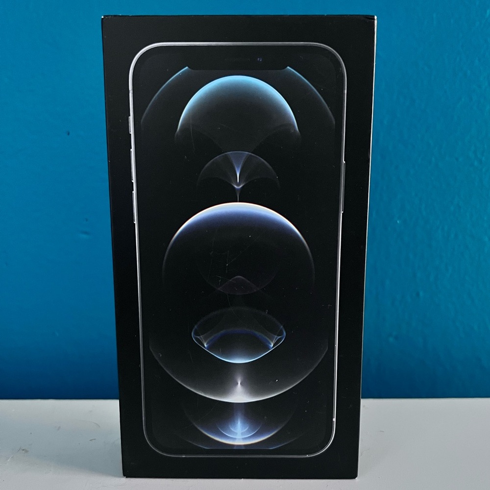 IPhone 12pro box